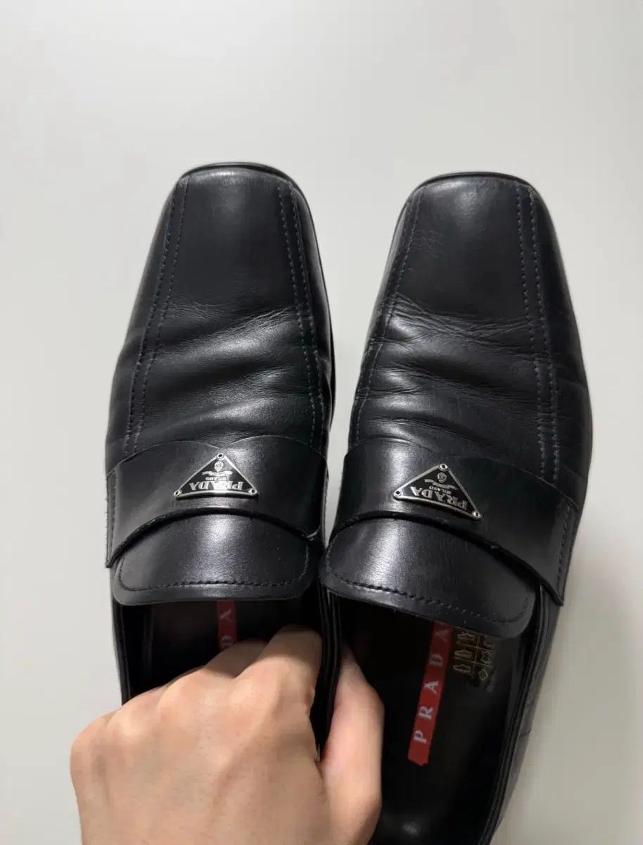 PRADA プラダ スポーツ 三角ロゴ ローファー