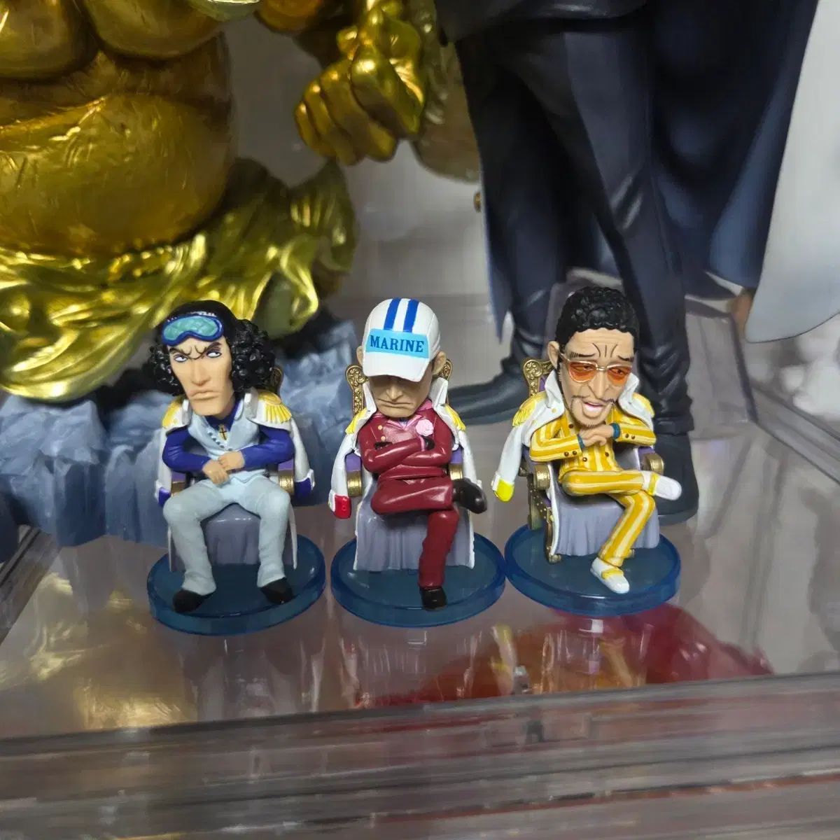 ONE PIECE ワールドコレクタブル 三大将フィギュア (赤井、青キジ、黄猿)
