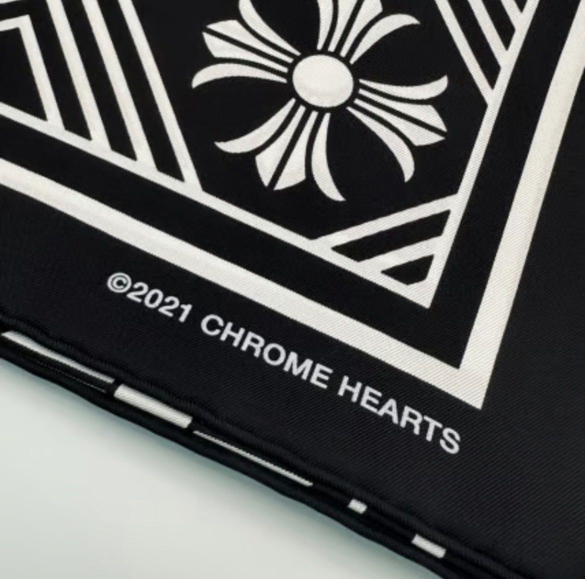 Chrome Hearts クロムハーツ シルク Math Plus スカーフ - メルカリ