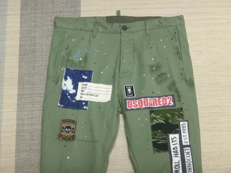 46) ディースクエアード2 DSQUARED メンズ チノ パンツ 驚きの破格値