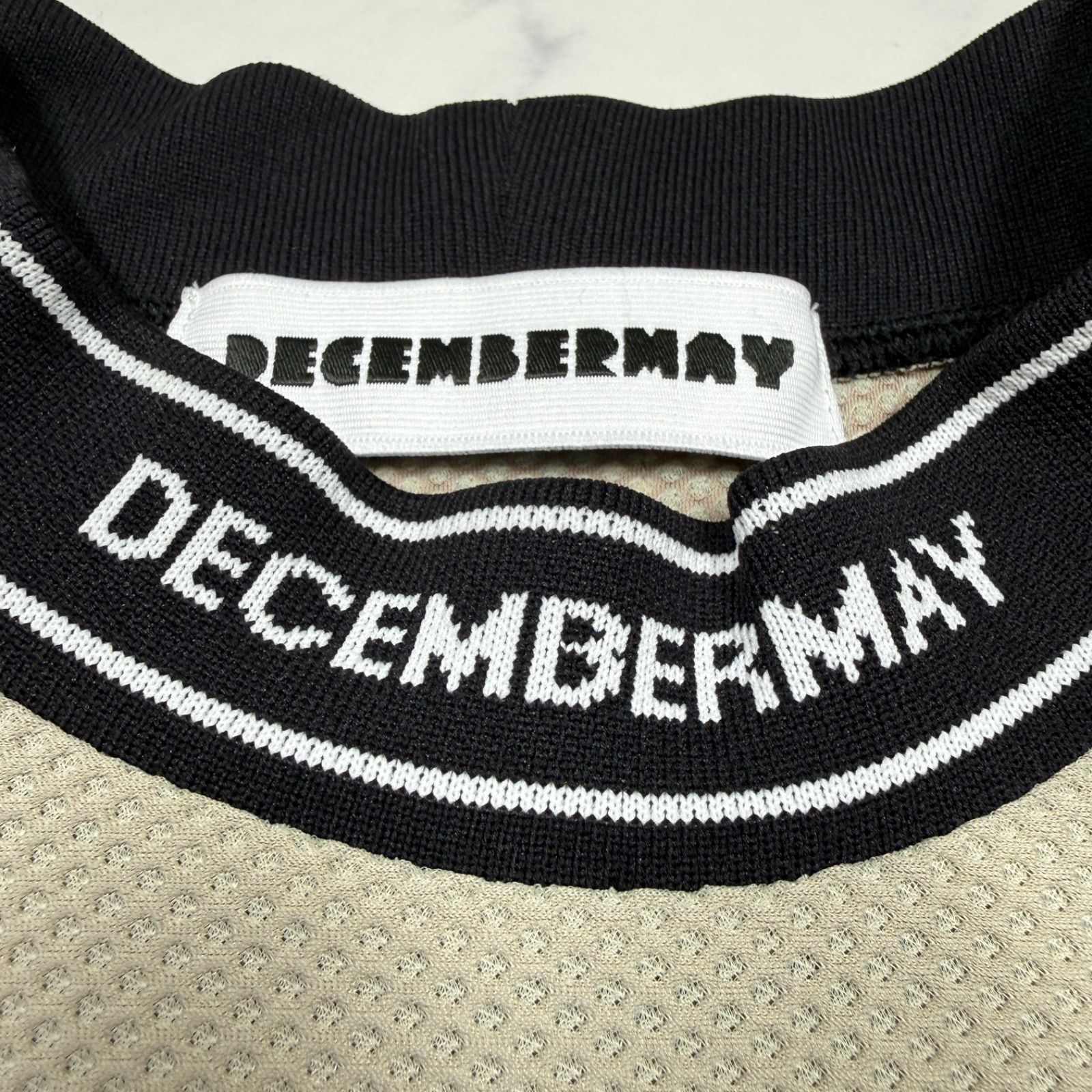 美品 DECEMBERMAY ディセンバーメイ モックネック 半袖シャツ ベージュ