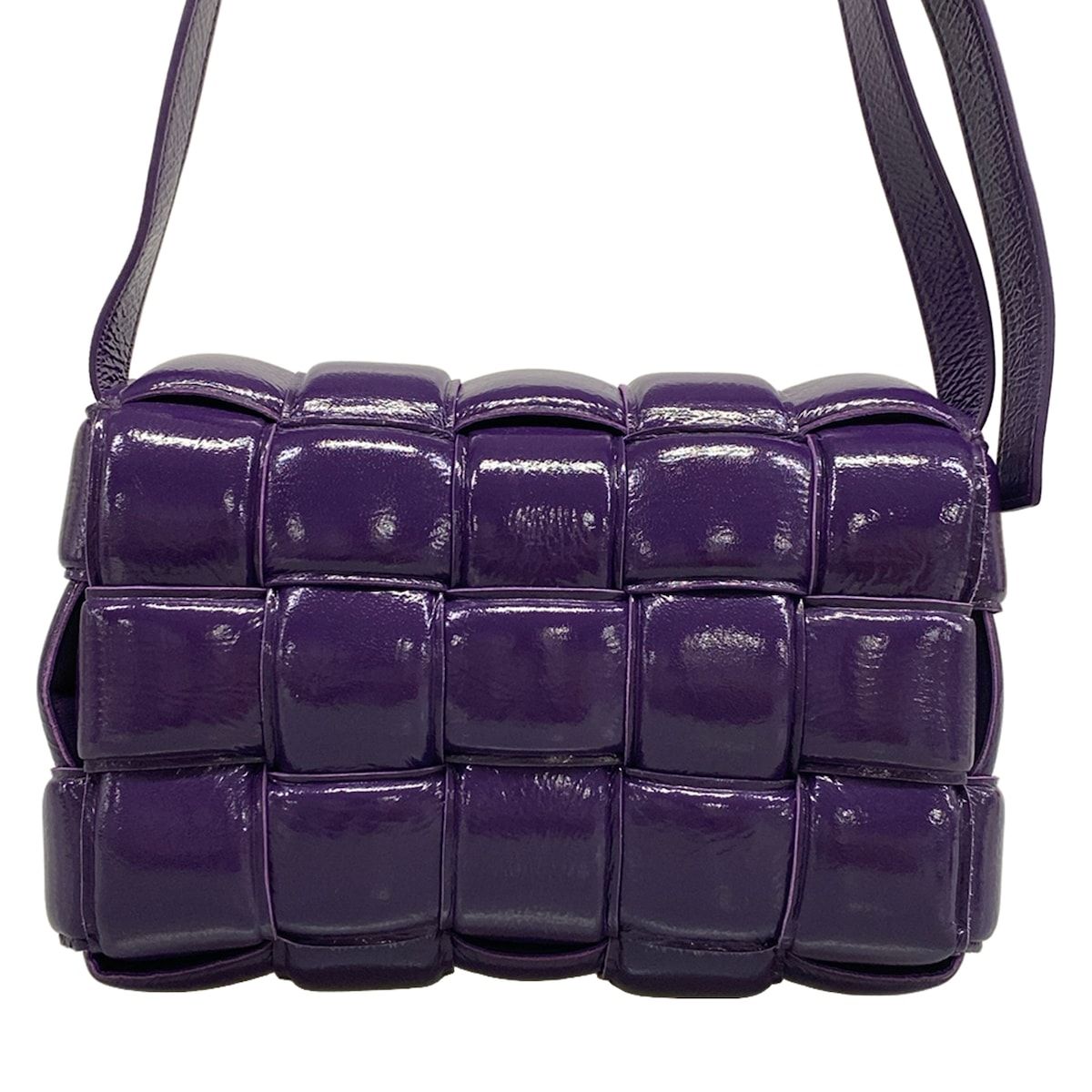 BOTTEGA VENETA(ボッテガヴェネタ) ショルダーバッグ パデッド カセット パープル レザー