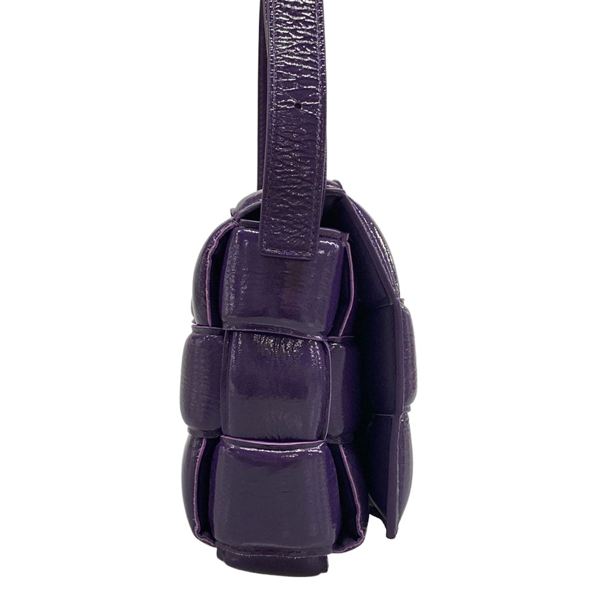 BOTTEGA VENETA(ボッテガヴェネタ) ショルダーバッグ パデッド カセット パープル レザー