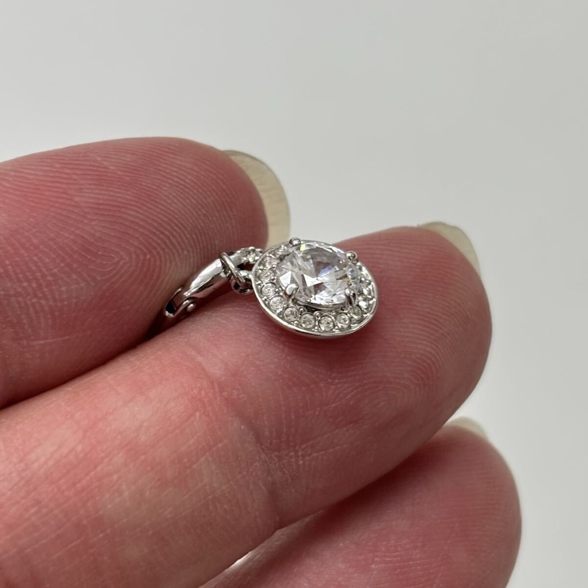 SWAROVSKI スワロフスキー UNA ANGELIC ドロップ ピアス 807-0020