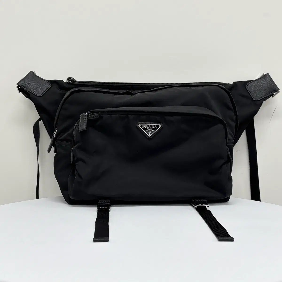 OS PRADA テスト ナイロン バイカー バッグ
