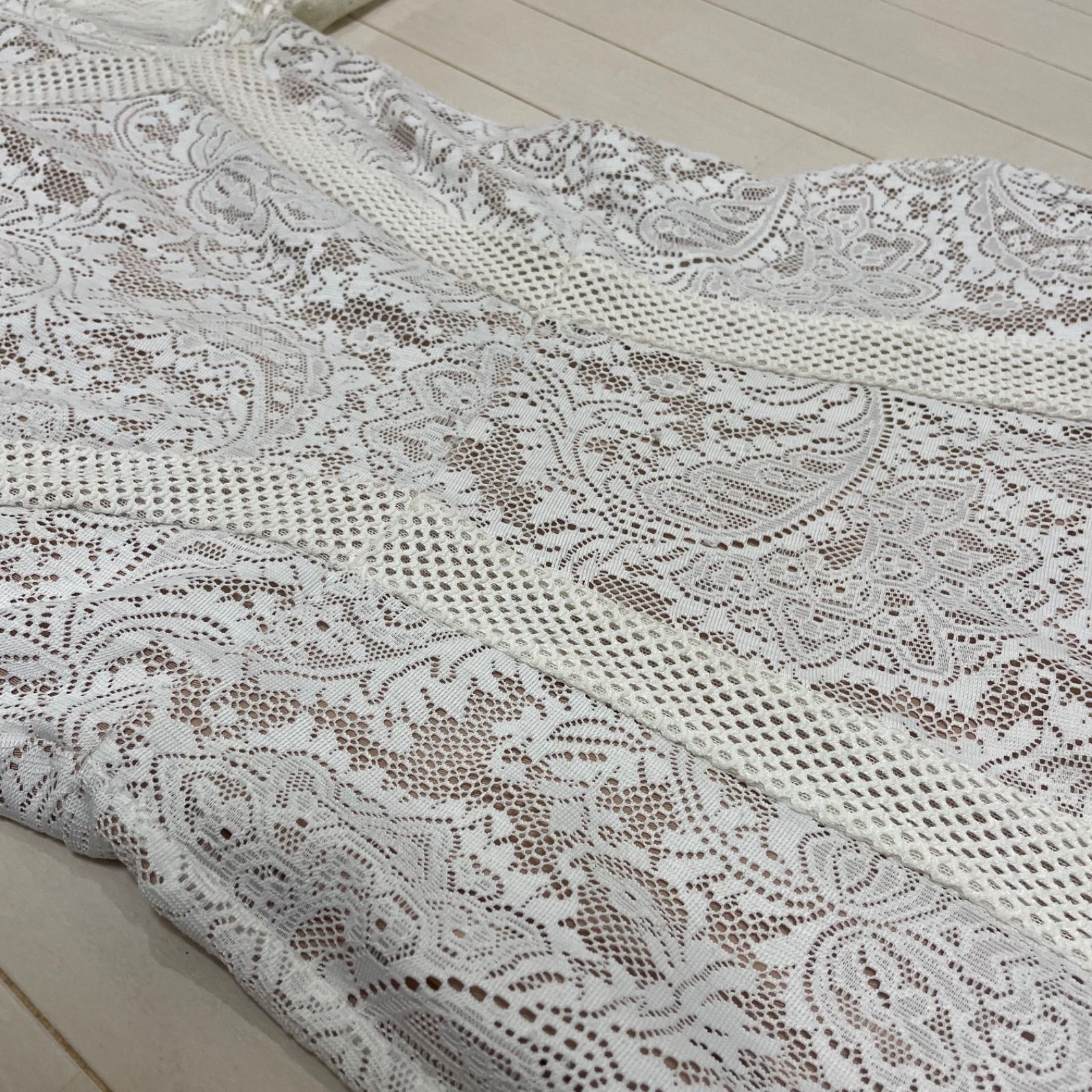 BCBGMAXAZRIA 総レース ワンピース XS 長袖 フレア ホワイト ホーム