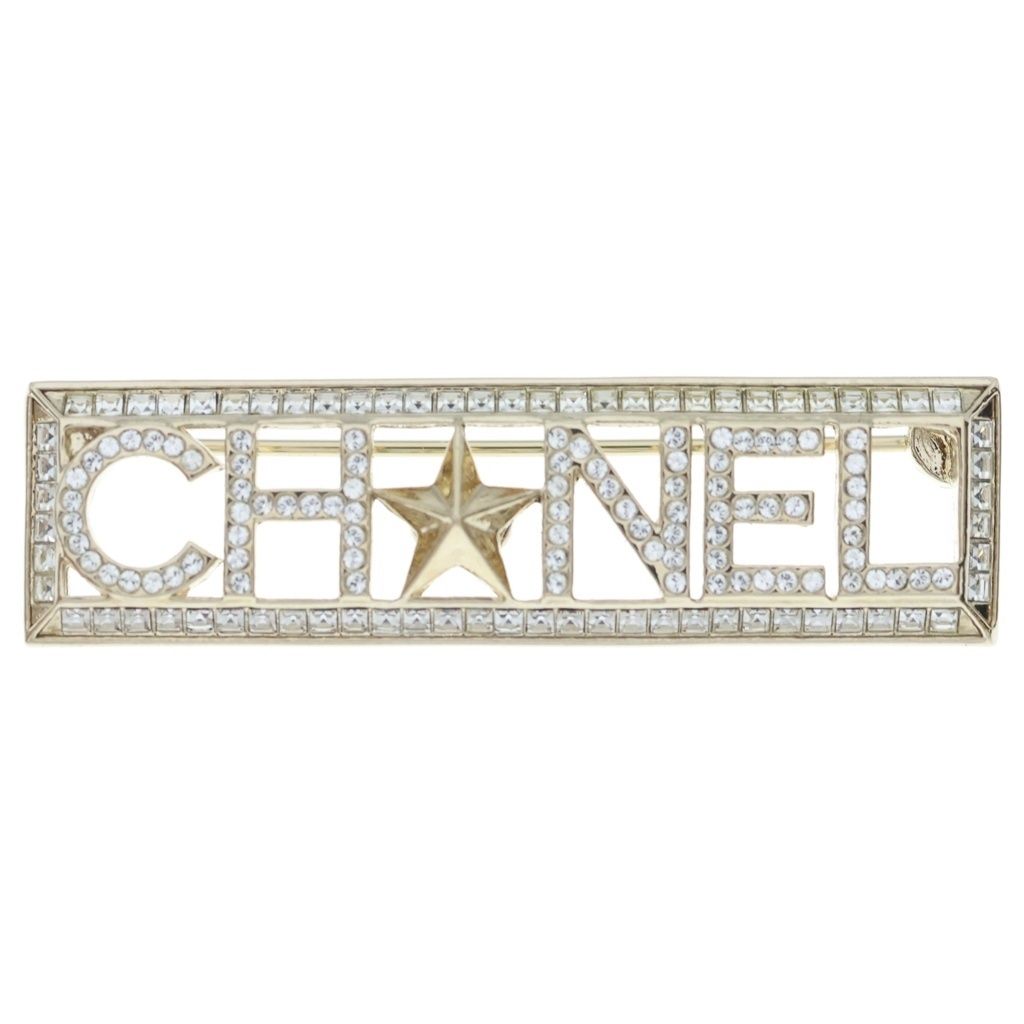 CHANEL (シャネル) ラインストーン ロゴブローチ ピンバッジ ゴールド GP A17C