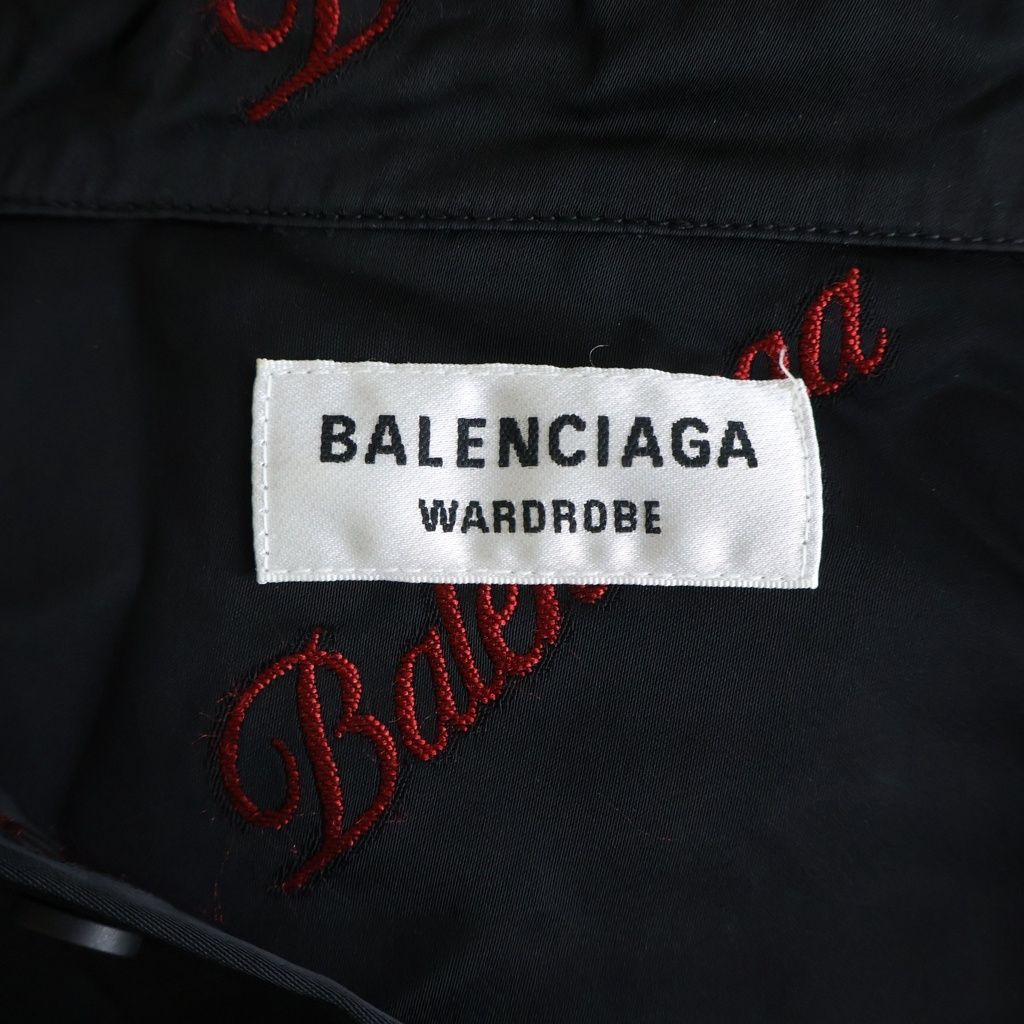 BALENCIAGA (バレンシアガ) オールオーバー ロゴ刺繍 レーヨン長袖