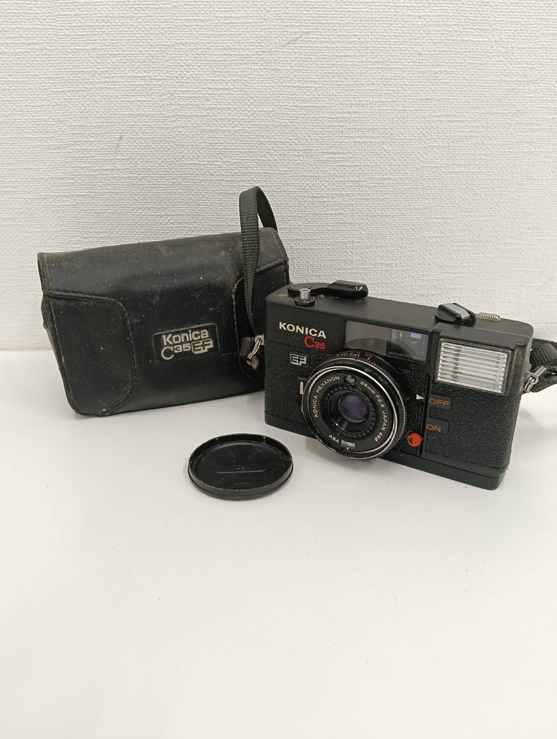 中古品】 KONICAコニカ C35 EF フィルムカメラ KONICA HEXANON 38mm F2