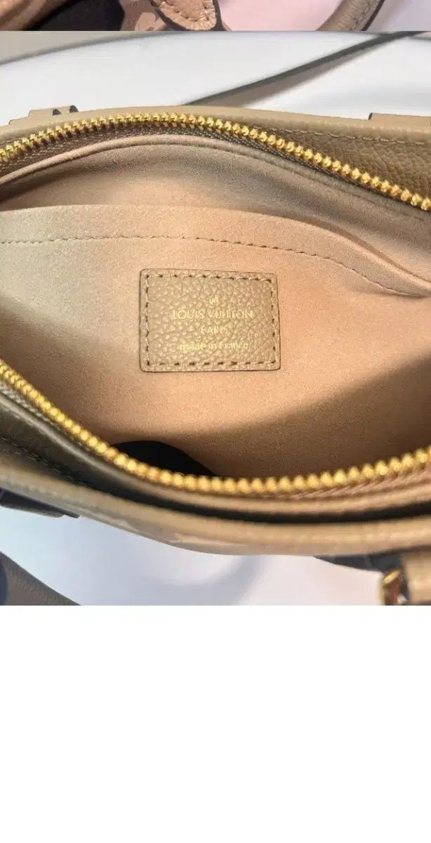 ルイ・ヴィトンバッグ出品 10回程度使用