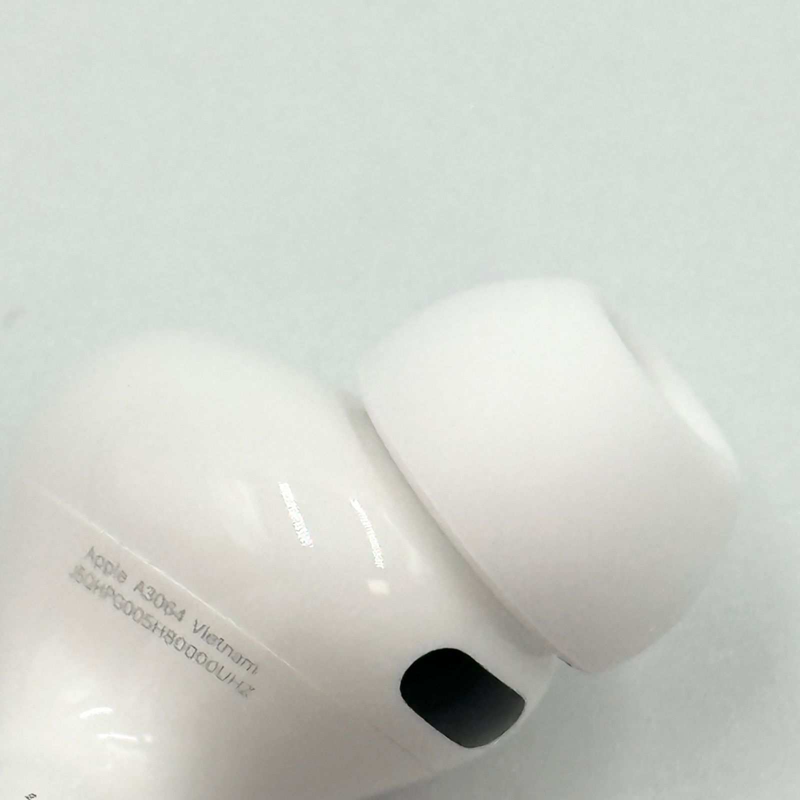 Apple AirPods Pro 第3世代 左耳のみ A3064 正規品【24時間以内発送