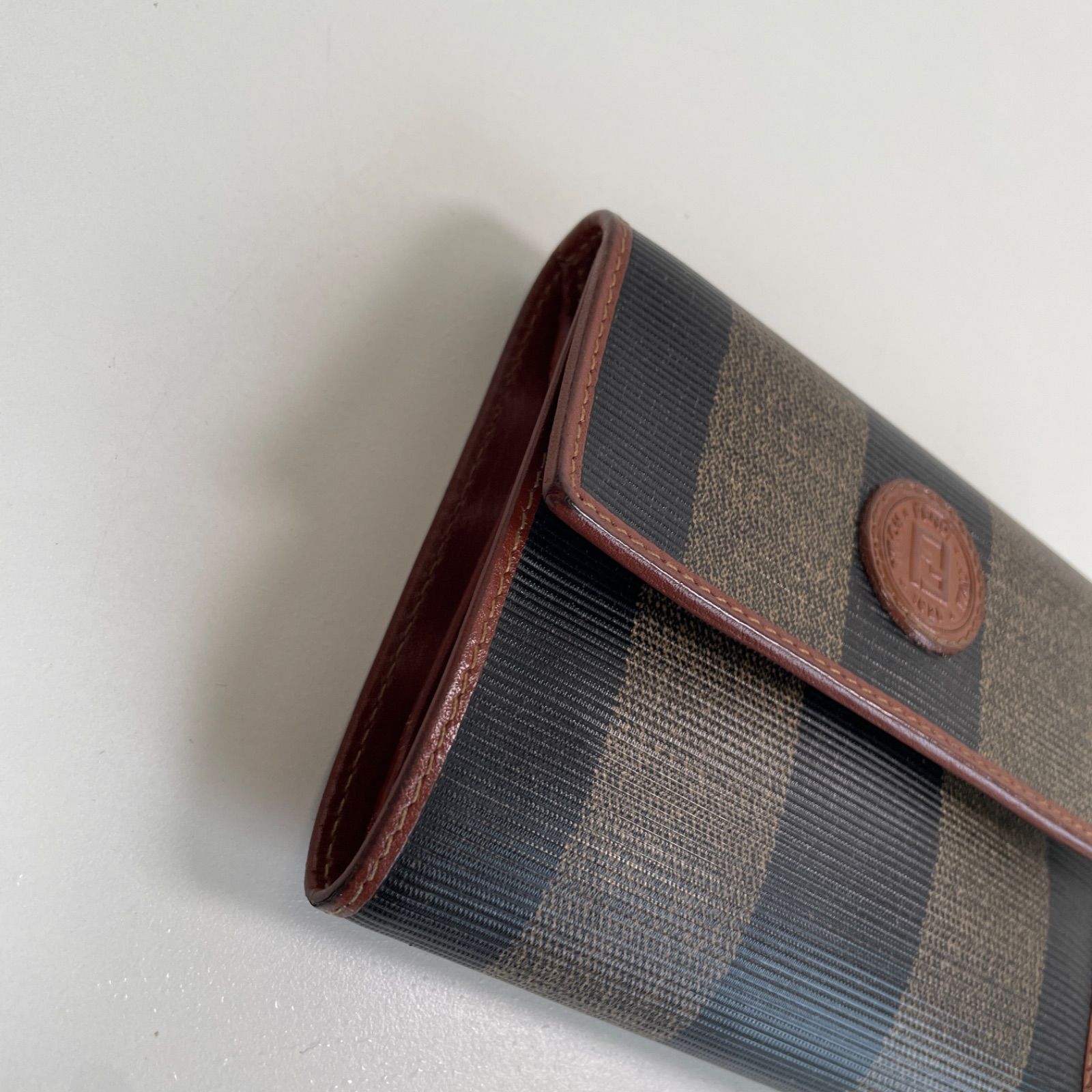 美品】FENDI フェンディ ペカン柄 二つ折り財布 レディース ブランド 