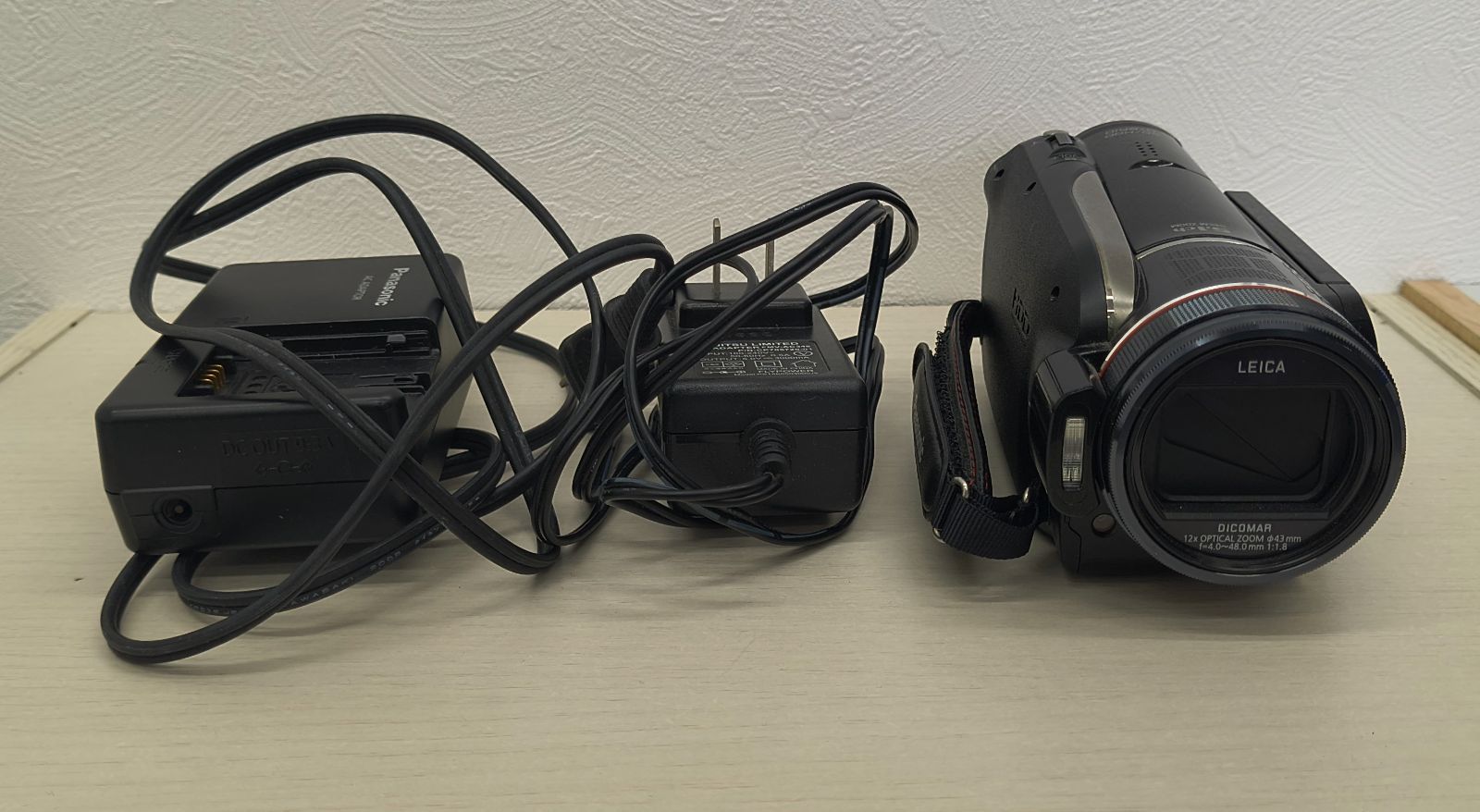 ☆Panasonic デジタルビデオカメラ HDC-HS300 【完動品・LEICAレンズ