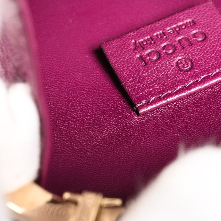 スエード クラッチバッグ チェーン付き　グッチ GUCCI グッチ ショルダーバッグ チェーンクラッチバッグ 277530 - メルカリ
