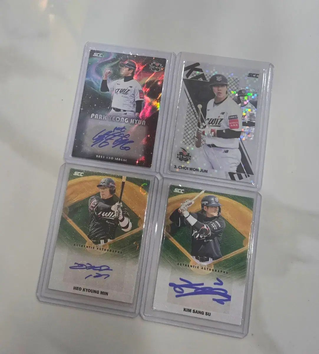 2026 KBO オートカード (KT パク・ヨンヒョン / キム・サンス / ホ・ギョンミン サイン入りカード) 20,760円