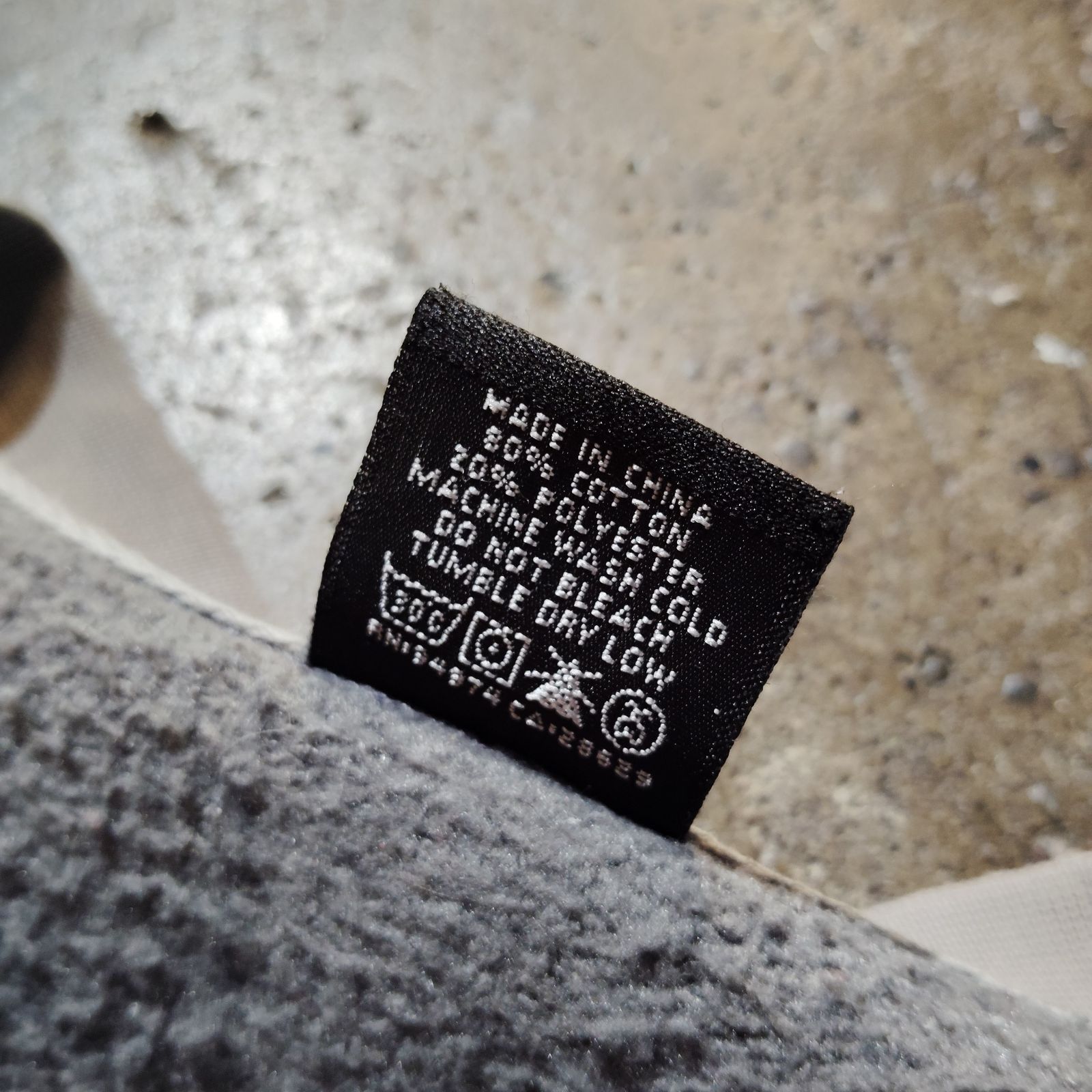 STUSSY 00s ショーンフォントプリントスウェット フロッキープリント