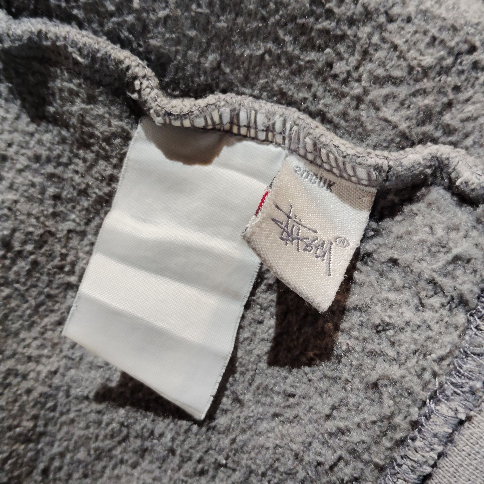 STUSSY 00s ショーンフォントプリントスウェット フロッキープリント