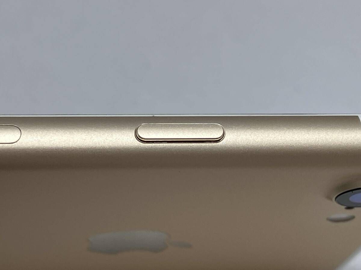 iPhone 7 32GB ゴールド docomo MNCG2J/A - メルカリ