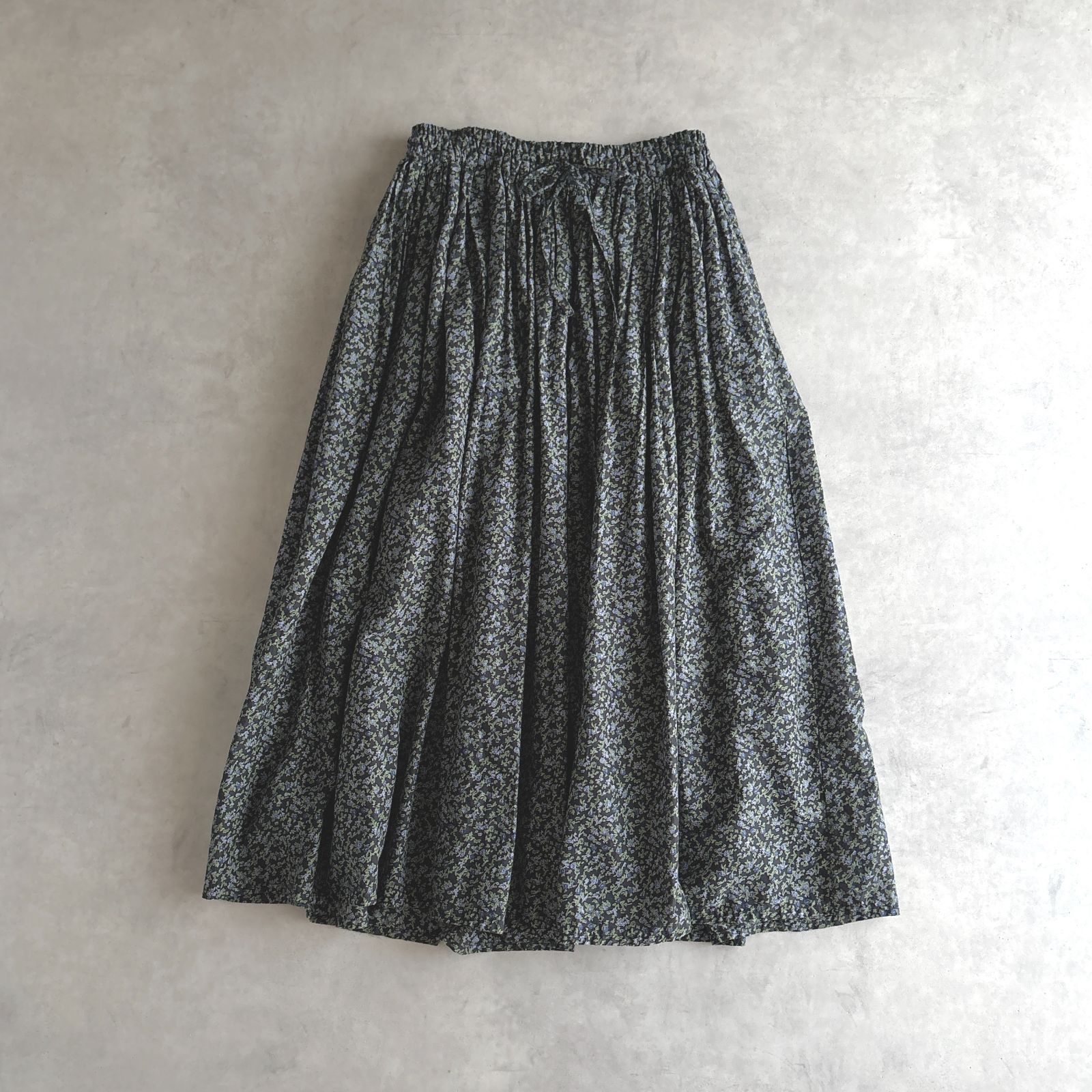 美品 / SOIL×KURASHI&Trips PUBLISHING ソイル×北欧、暮らしの道具店