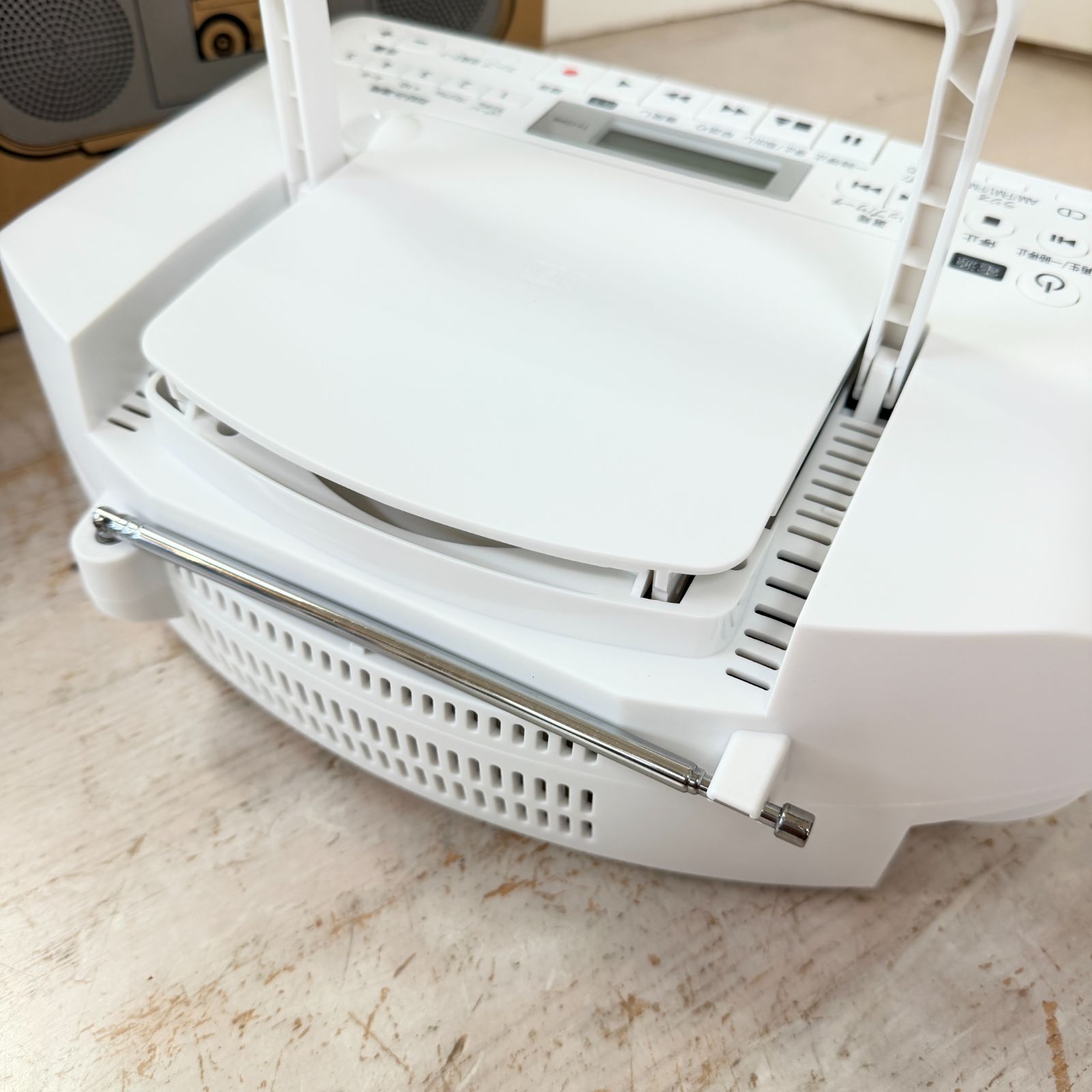 東芝 CDラジオカセットレコーダー TY-CDH8 シルバー 美品 2023年製
