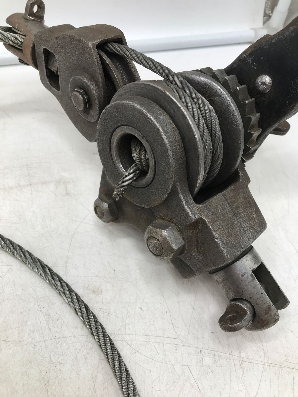 【中古品】内藤工業 1500 シメラー 張線器 [IT_RIX5R][岡岩][M05]