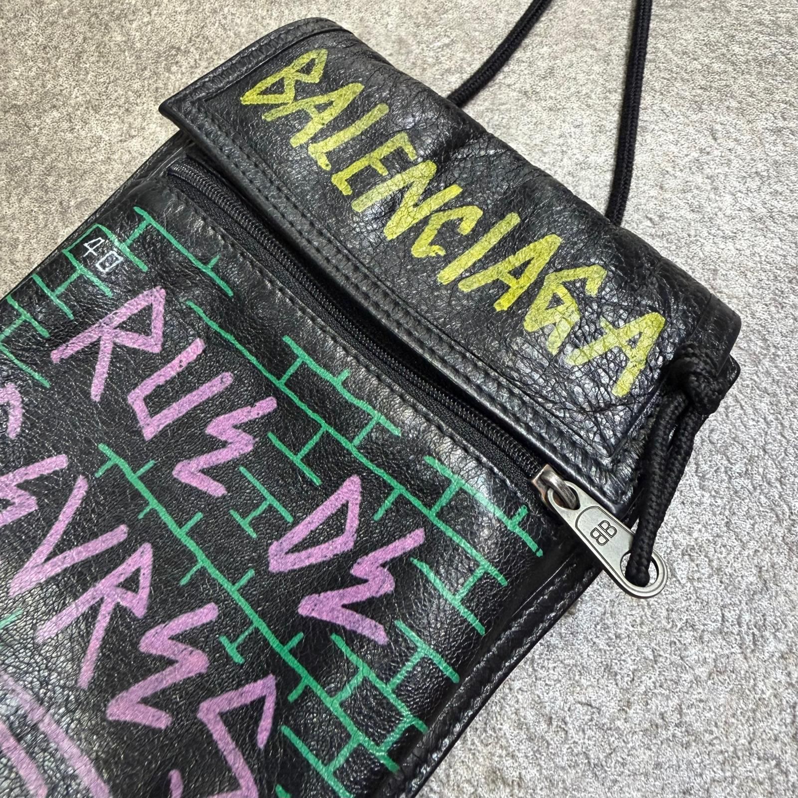 BALENCIAGA エクスプローラー グラフィック レザーポーチ ショルダー