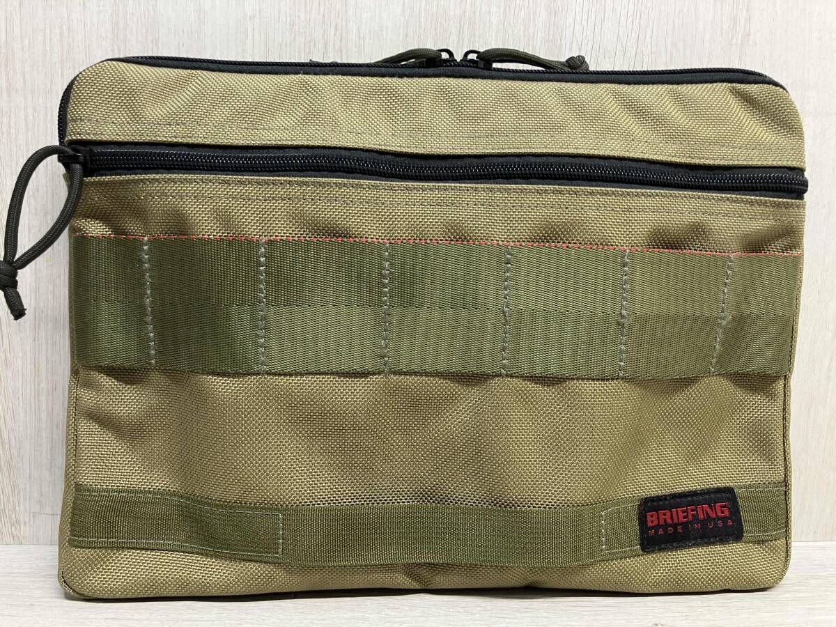 BRIEFING CLUTCH ブリーフィング セカンドバッグ クラッチバッグ A4サイズ収納可 カーキ メンズ USA製