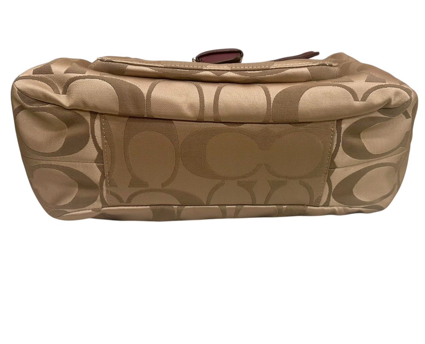 亘】美品 COACH Signature Hobo Shoulder Bag F24742 COACH