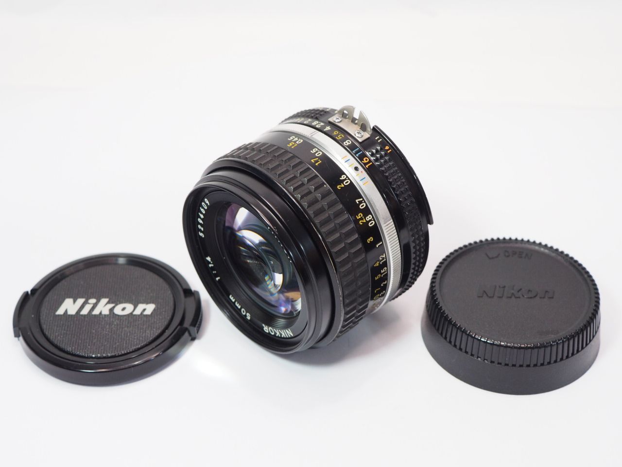 送料無料 Nikon Ai-s 50mm F1.4 ニコン レンズ NI9553