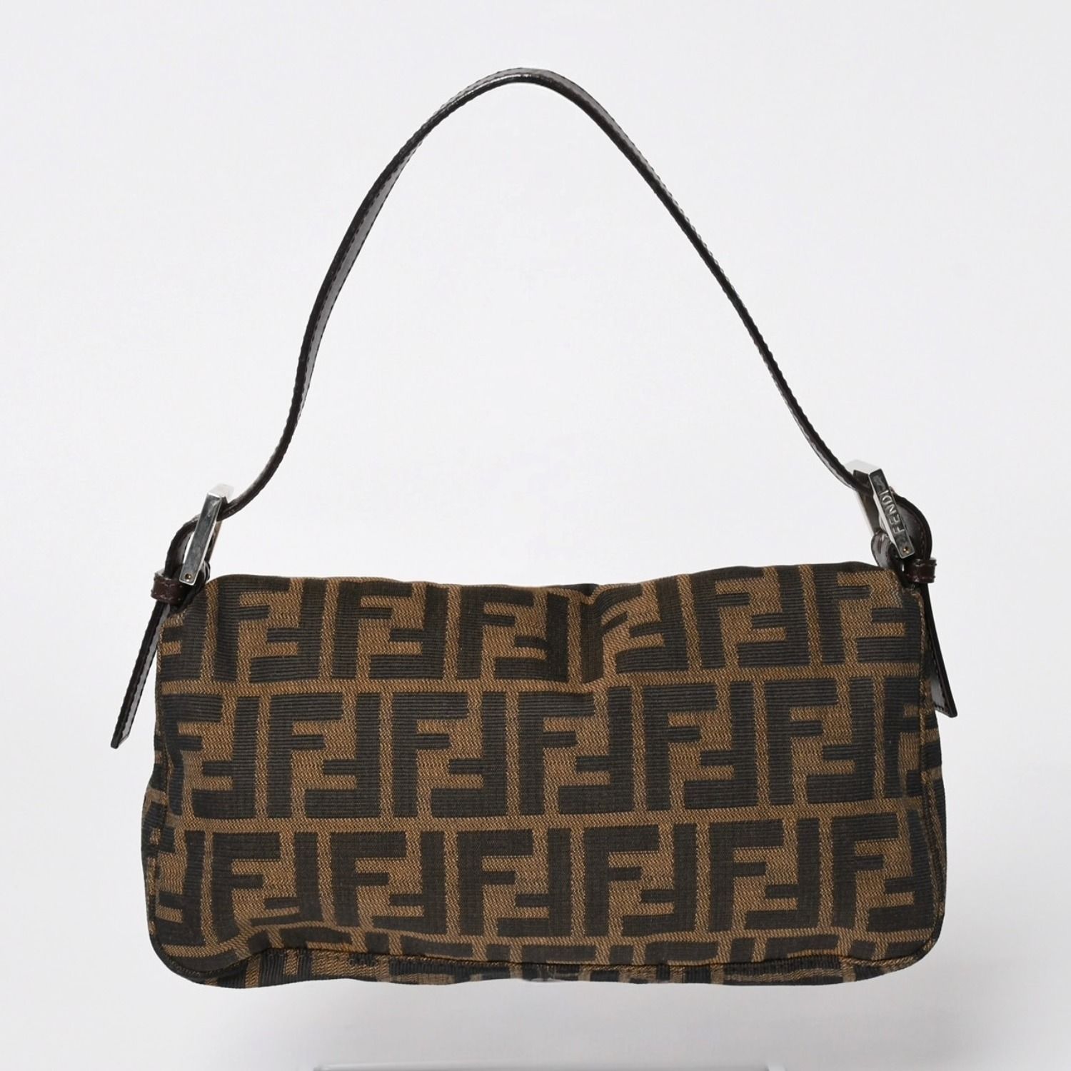 FENDI フェンディ マンマバケット ワンショルダーバッグ 26424