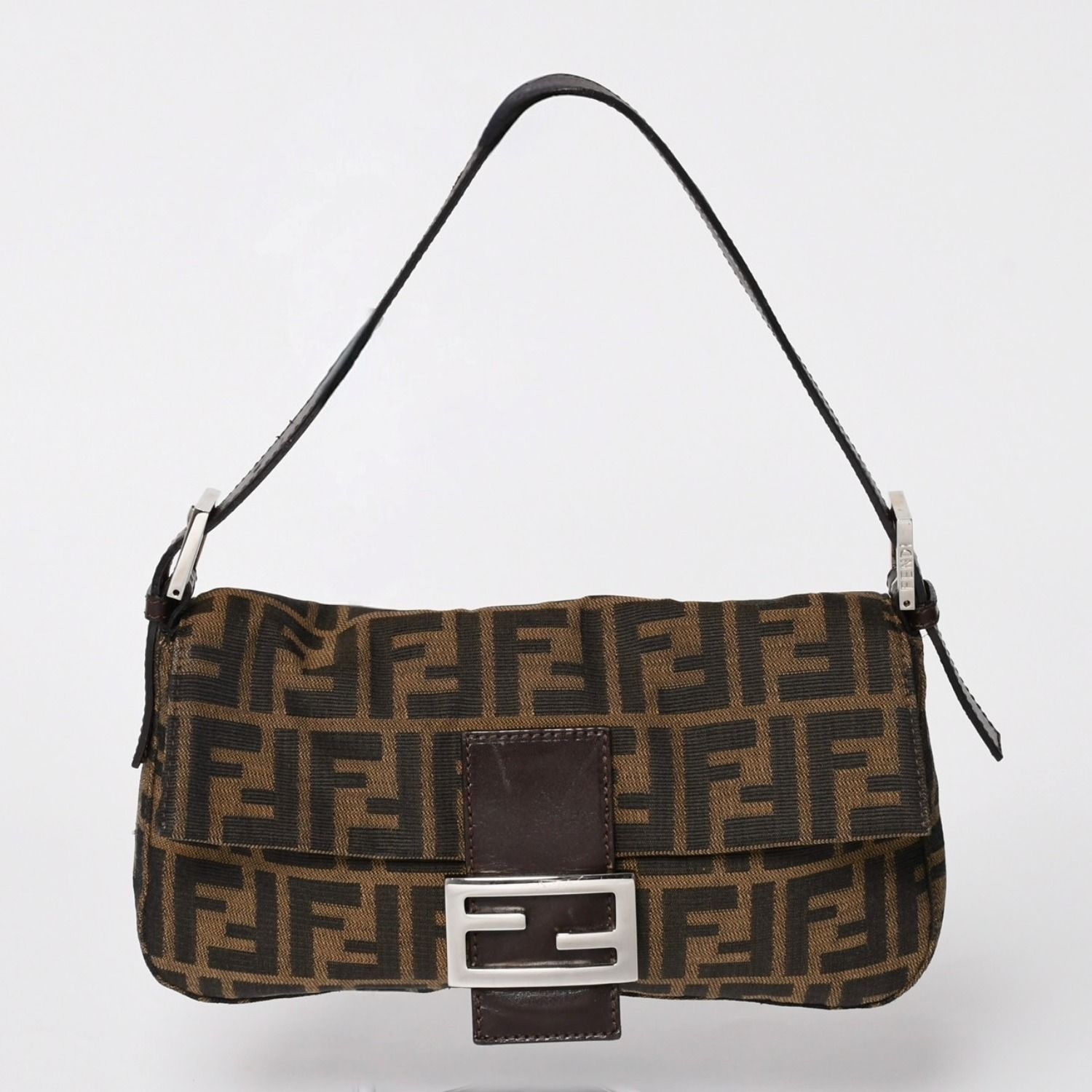 FENDI フェンディ マンマバケット ワンショルダーバッグ 26424