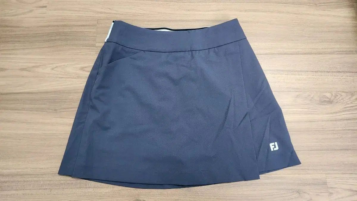 新品 フットジョイ レディースゴルフスカート
