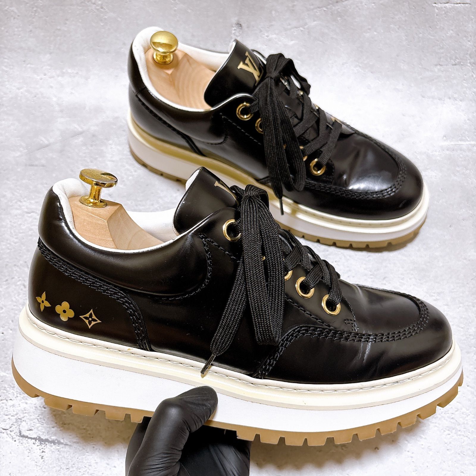 デイトナ⭐️LOUIS VUITTON アベスラインスニーカー ブラック 希少モデル LOUIS VUITTON ルイヴィトン アベスライン メタリック
