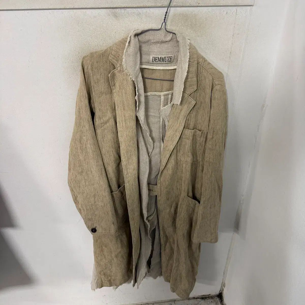 新品、더일마、リネントレンチ