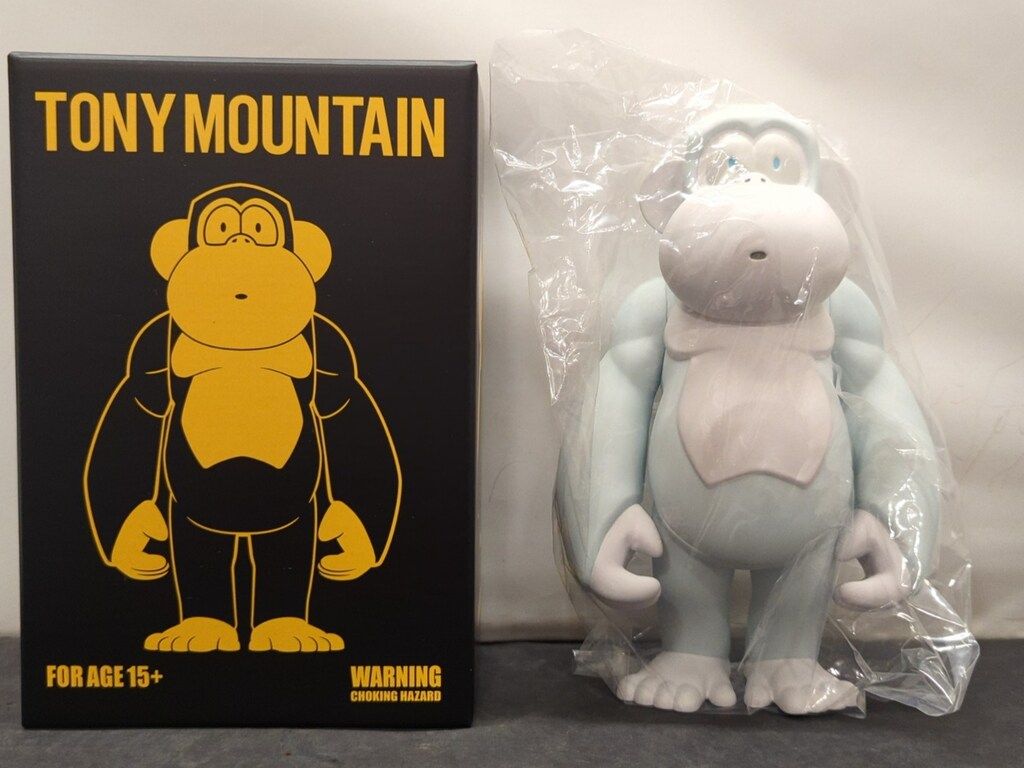 MONKEYCRAB TONY MOUNTAIN / White
