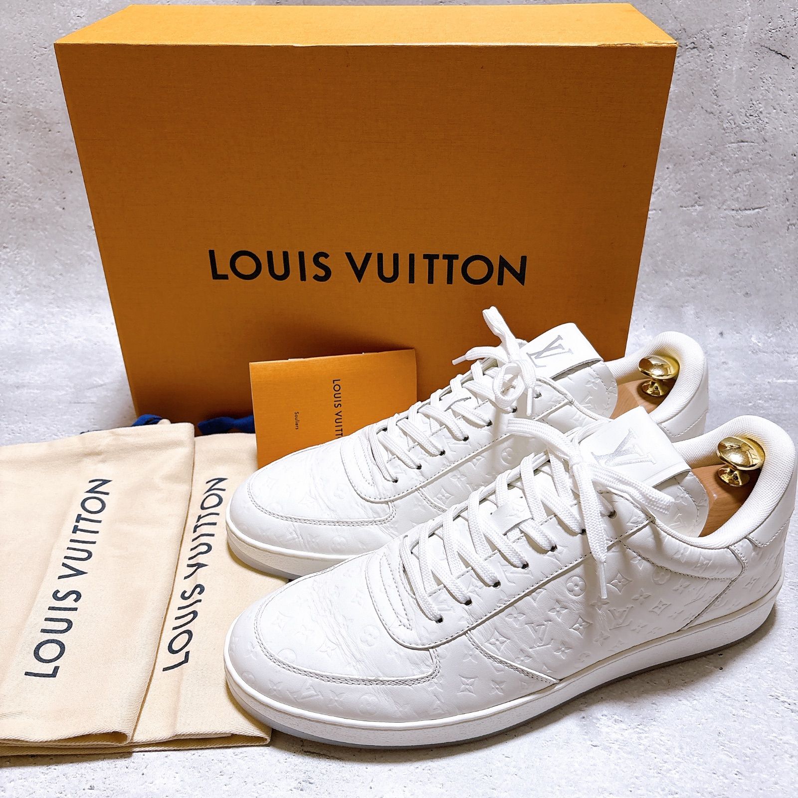 未使用級 2024年モデル LOUIS VUITTON ルイヴィトン リヴォリライン