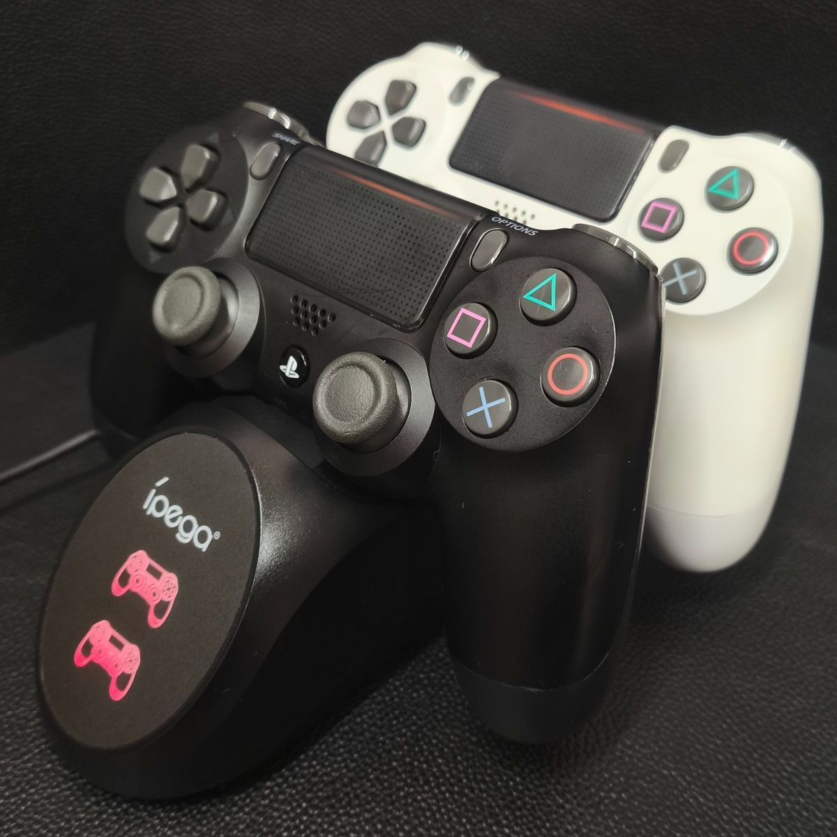 可動品】PS4 純正コントローラー DUALSHOCK 4 ブラック ホワイト 用