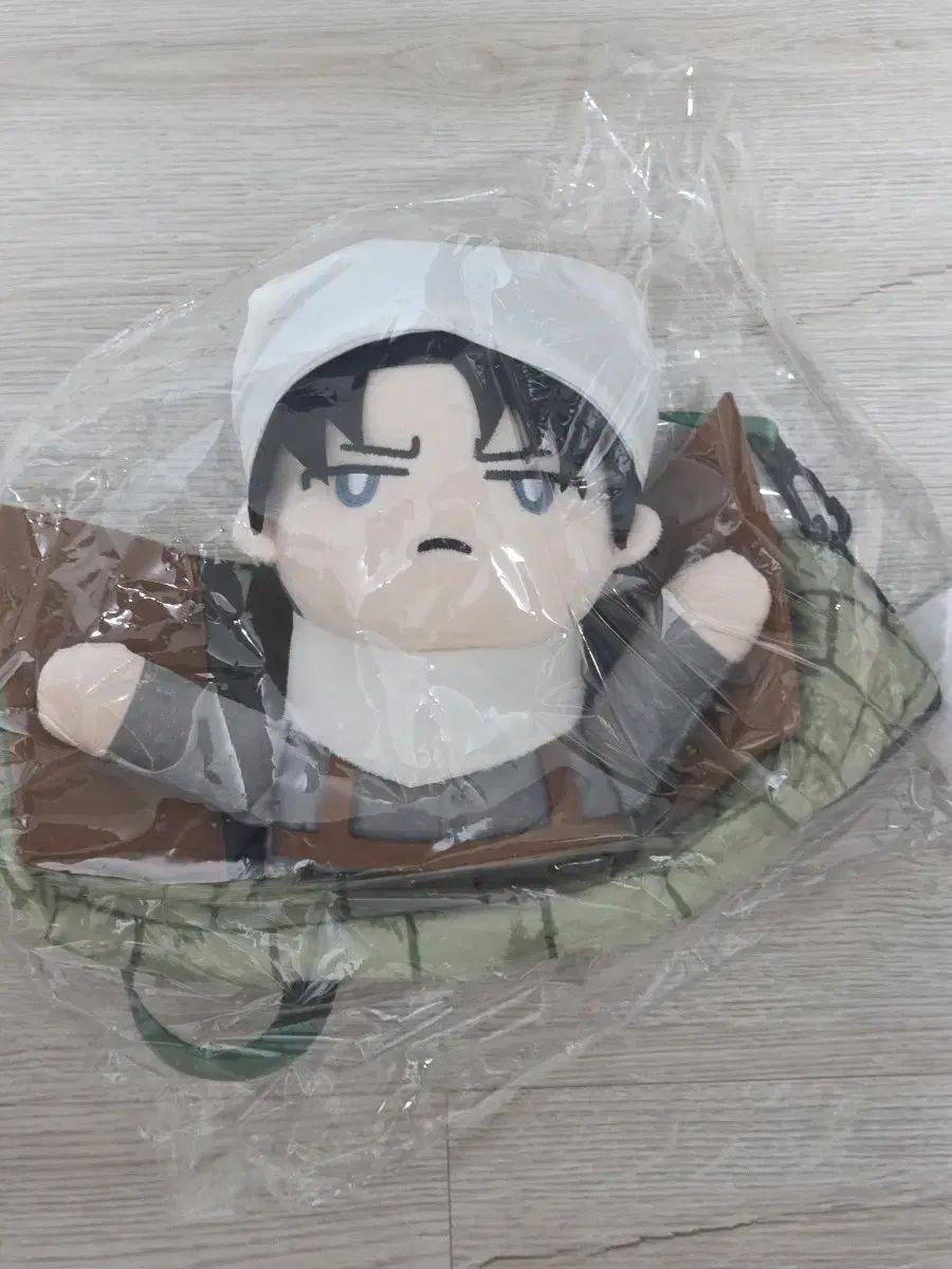 未開封) 進撃の巨人 リヴァイ ティッシュケース
