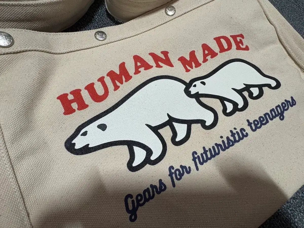 HUMAN MADE(ヒューマンメイド) ペーパーボーイバッグ