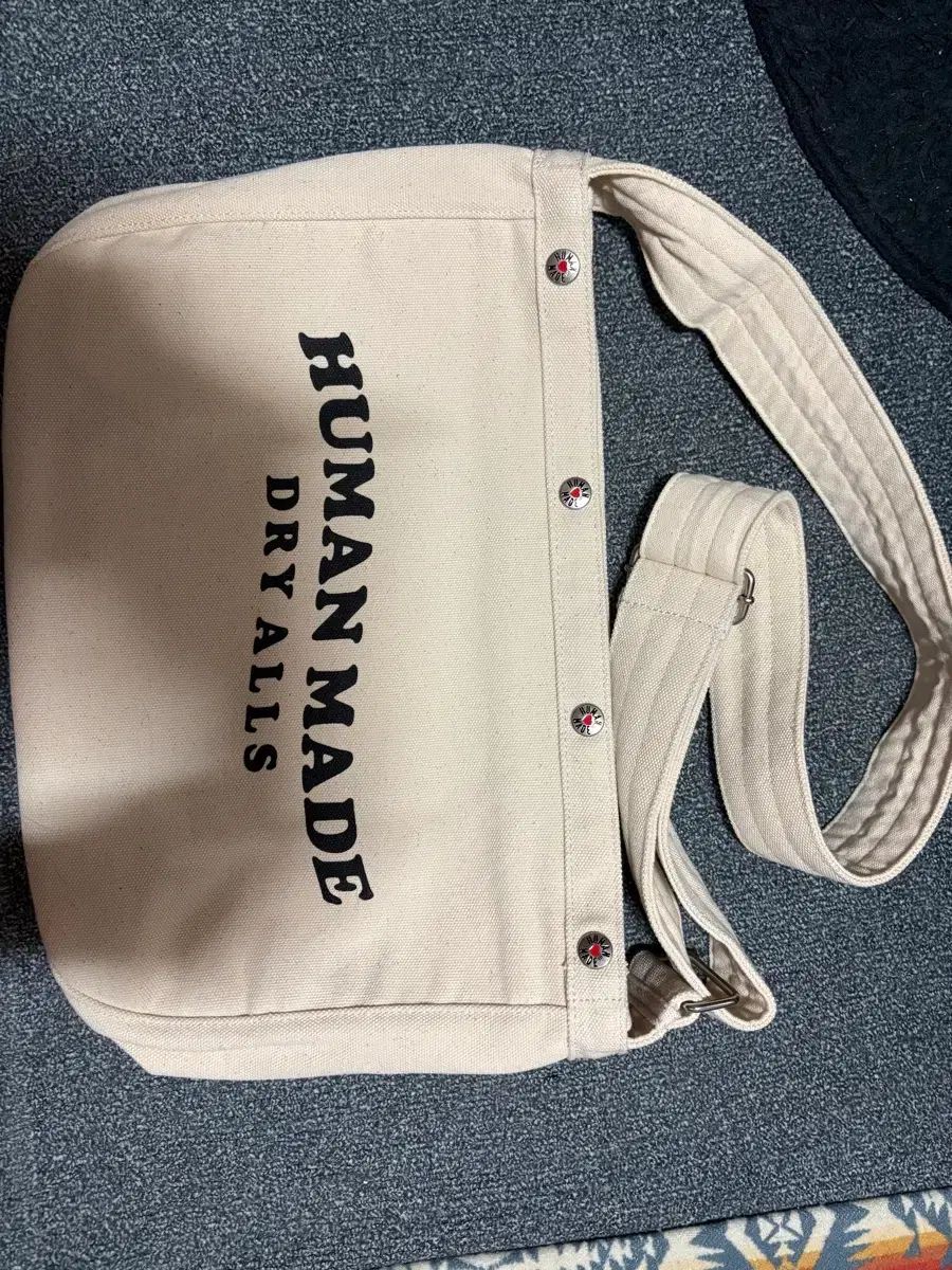 HUMAN MADE(ヒューマンメイド) ペーパーボーイバッグ