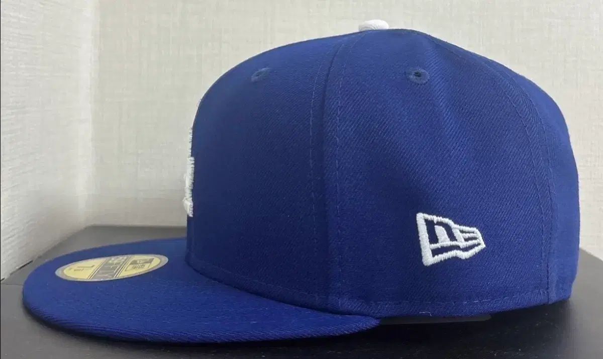 LAドジャース 2025 TOKYOシリーズ アセンティック キャップです。タグもそのまま付いている新品
