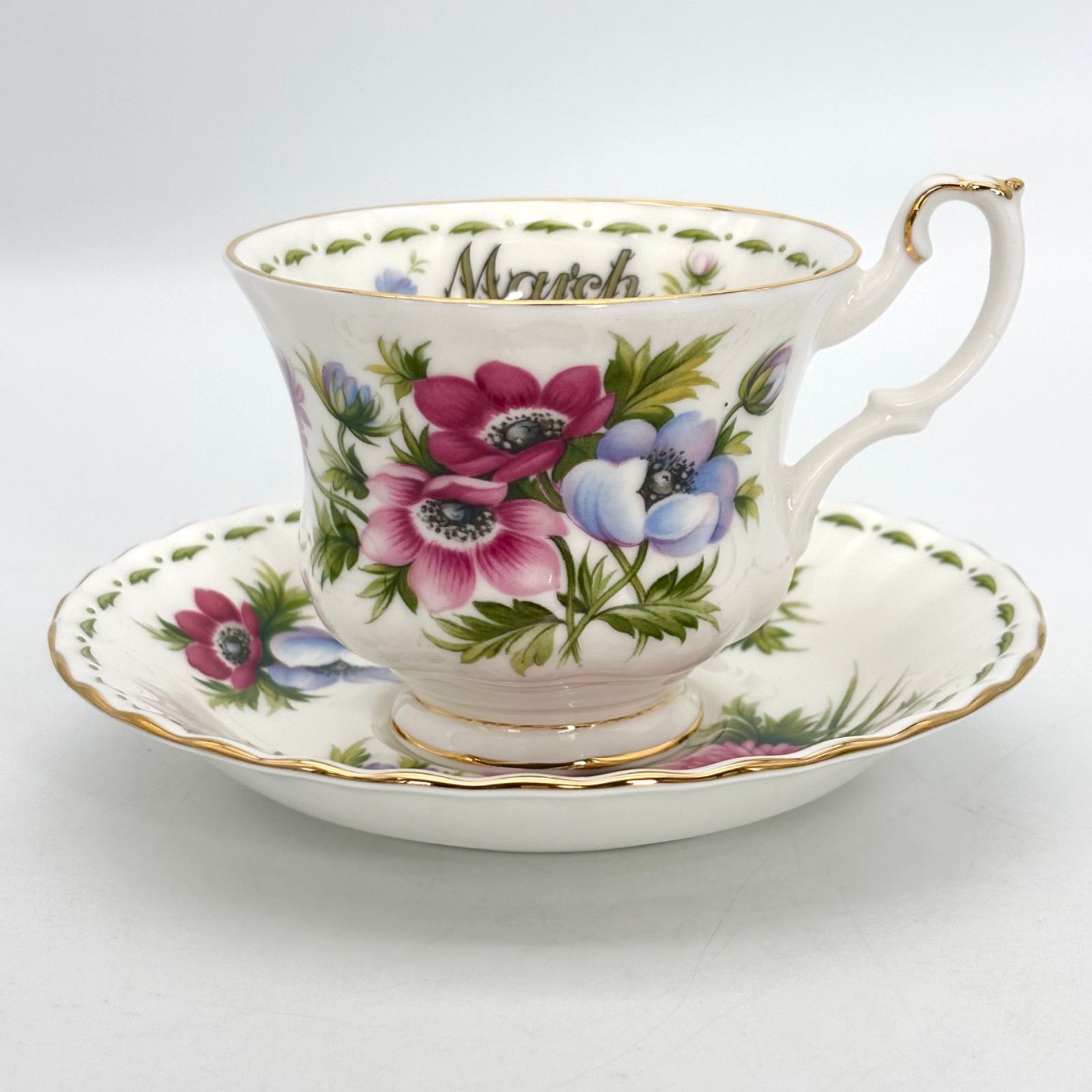 Royal Albert】 ロイヤル アルバートフラワーオブザマンス カップ