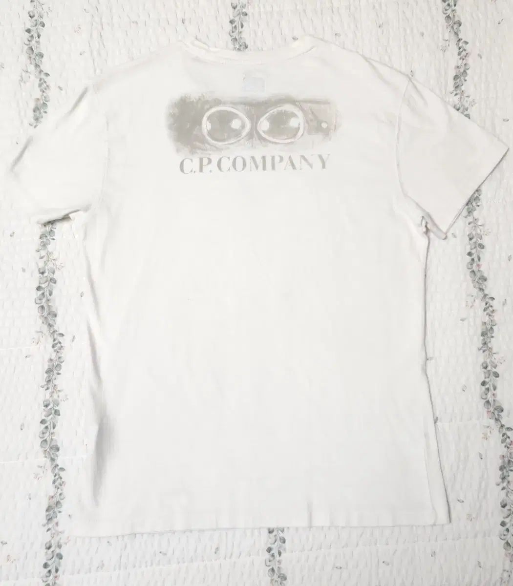 C.P. COMPANY シーピーカンパニー 半袖Tシャツ // C.P. COMPANY シーピーカンパニー ゴーグルプリンティング 半袖 シャツ