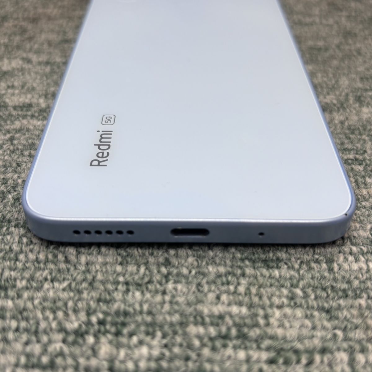 ◎【中古美品／ほぼ未使用】 Xiaomi Redmi 12 5G 128GB 水色 AU〇端末 