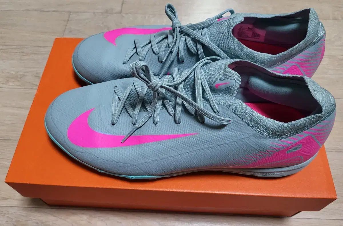 新品 NIKE ナイキ マーキュリアル ベイパー 16 プロ TF 270mm