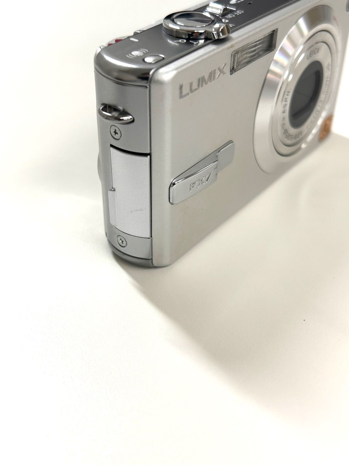 Panasonic パナソニック デジタルカメラ DMC-FX7 シルバー - メルカリ