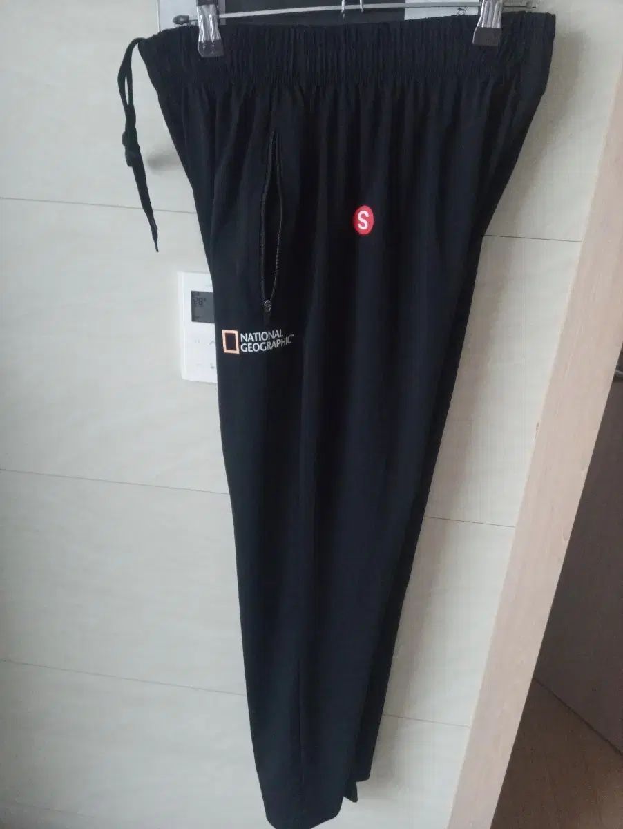 National Geographic (ナショナルジオグラフィック) 夏用 接触冷感パンツ S 新品