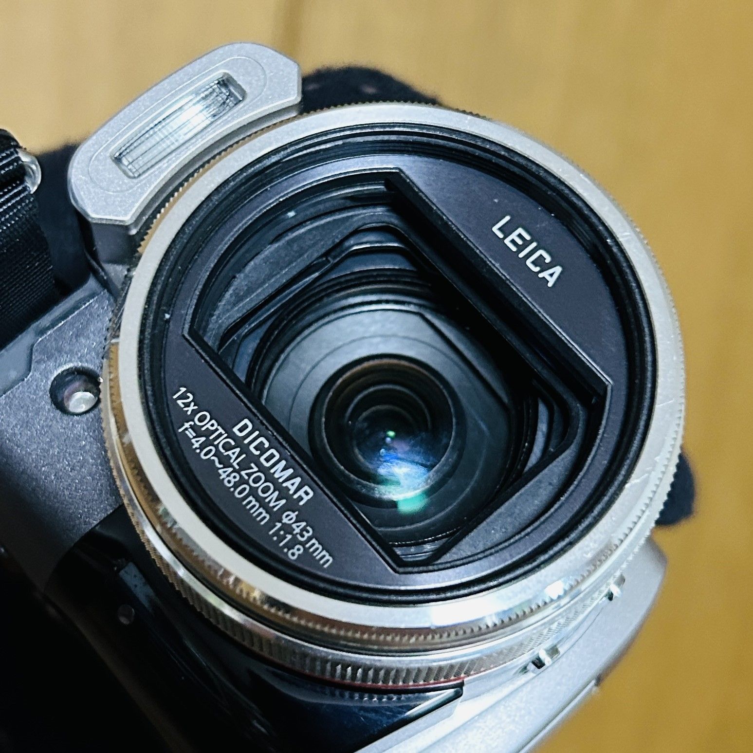 Panasonic パナソニック ビデオカメラ HDC-TM300(S) シルバー 32GB