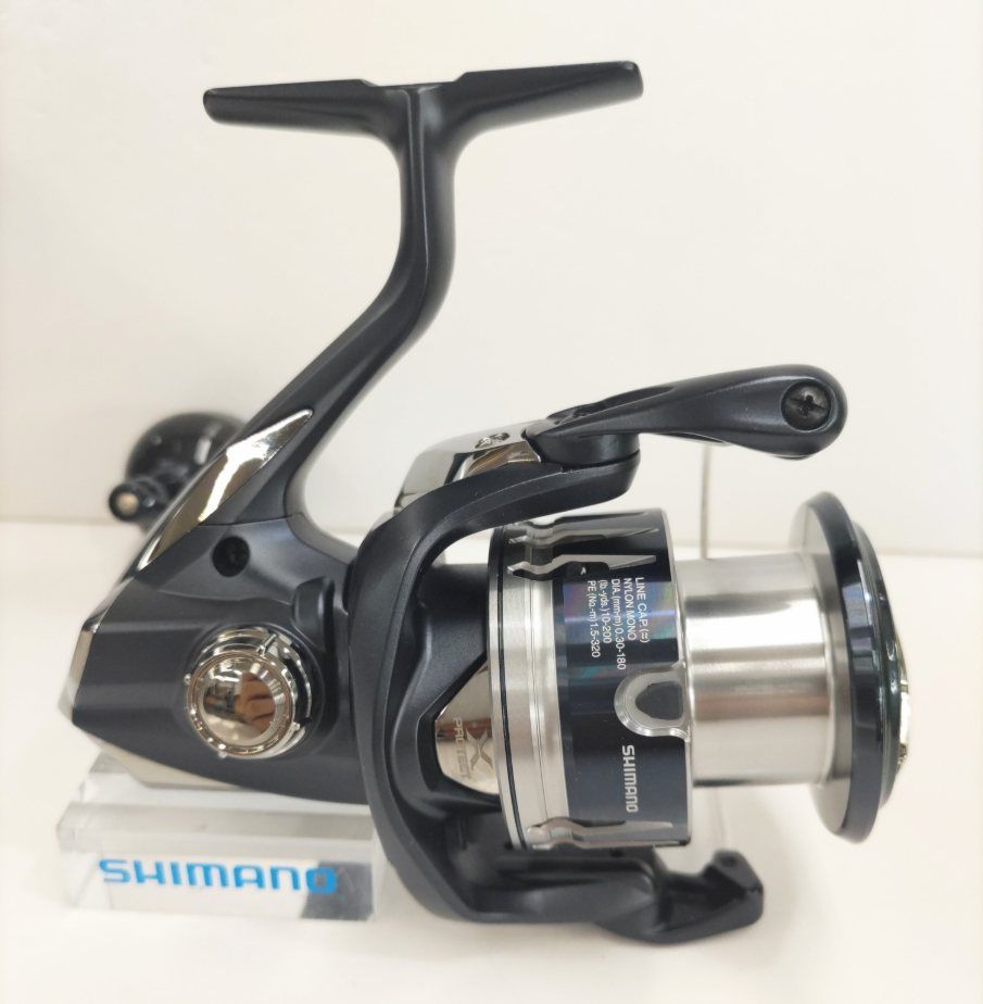 美品】シマノ 20ストラディックSW 4000HG（01）サーフ ショアジギング