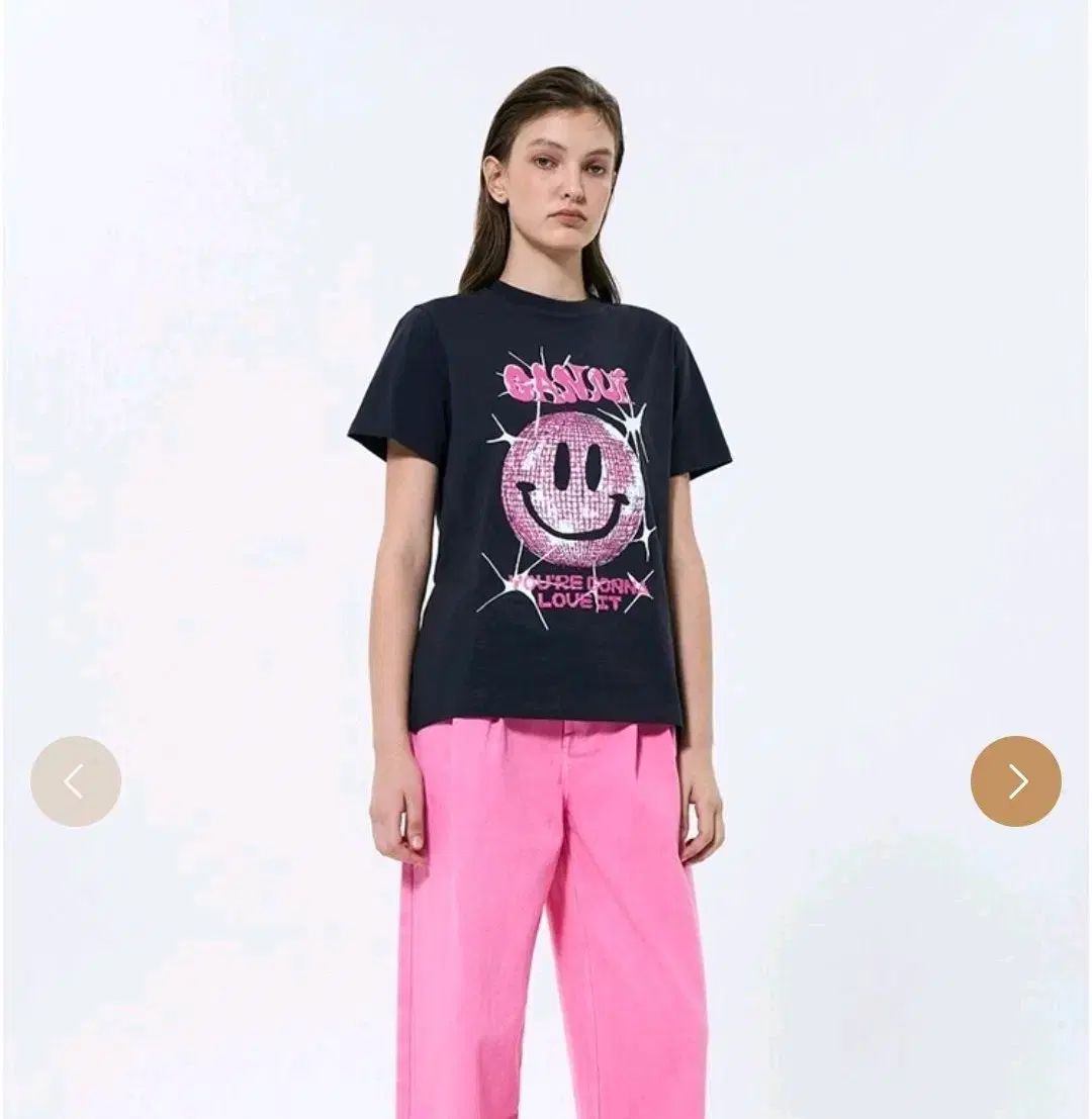 GANNI リラックスフィット Tシャツ 8,873円